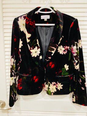 Calvin Klein Vintage Black Velvet Floral Short Jacket Blazer Size 12